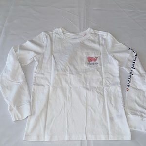 Girl’s Vineyard Vines tee shirt
